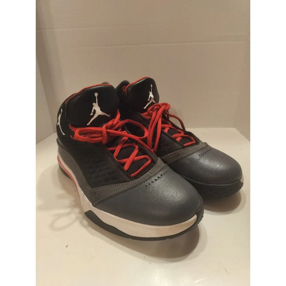 Jordan Melo B'Mo Basketball Shoes Mens Size 9 Black Grey Gym Red 580590-002